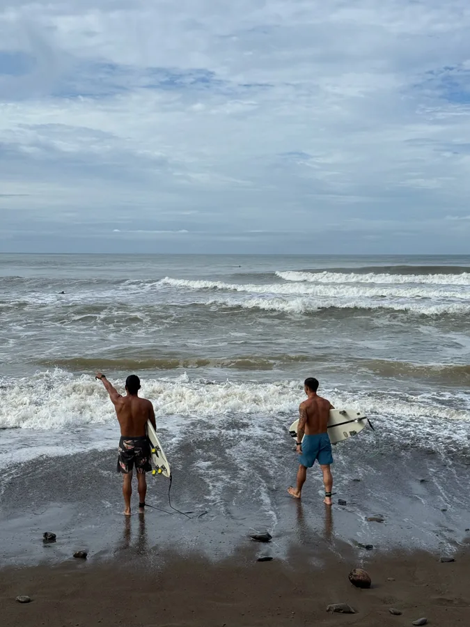 Surf and ocean conditions