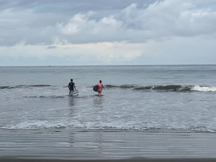 Surf and ocean conditions