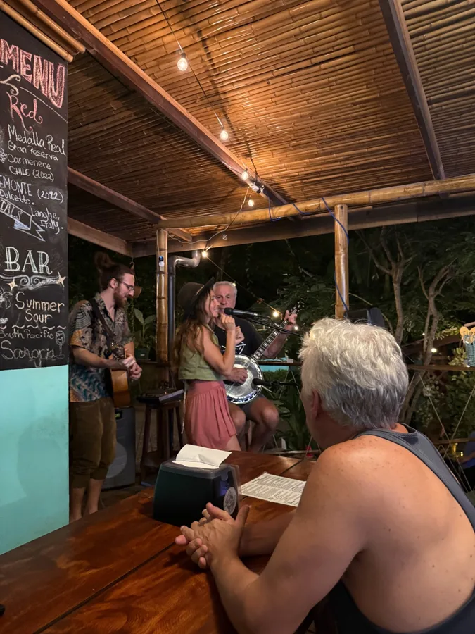 Open Mix at La Junta Restaurant in Dominical