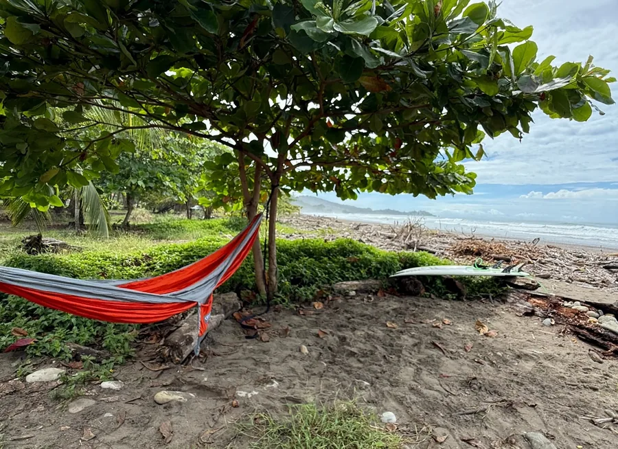 A hammock beside the ocean